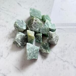 Natural Aventurine Crystal Chunks 12 Pieces Raw Green Stones 1.6 lbs